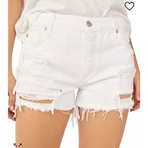 NWT - FREE PEOPLE Maggie Mid-Rise Denim Shorts NWT size 24
